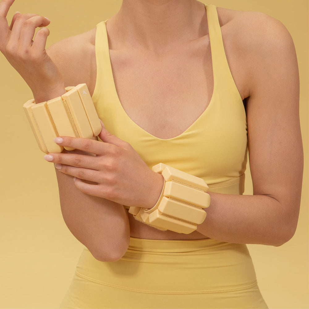 Curved Weighted Bands