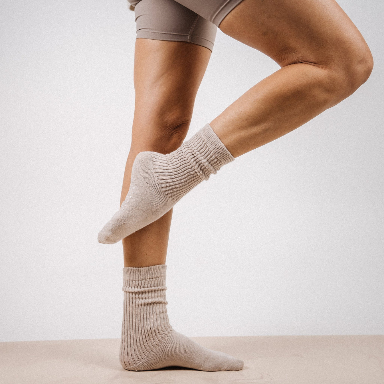 Scrunch Grip Socks – Your Reformer